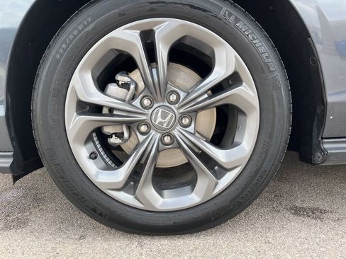 Certified 2023 Honda Accord EX image 11