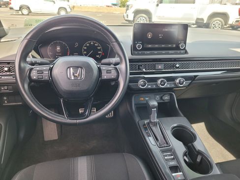 Used 2024 Honda Civic Sport image 17