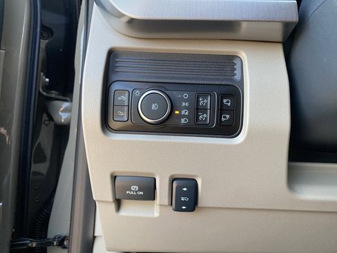 Used 2026 Ford F450 Platinum w/ Platinum Plus Package image 24