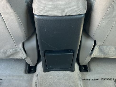 Used 2013 Nissan Rogue S AWD/4WD image 24