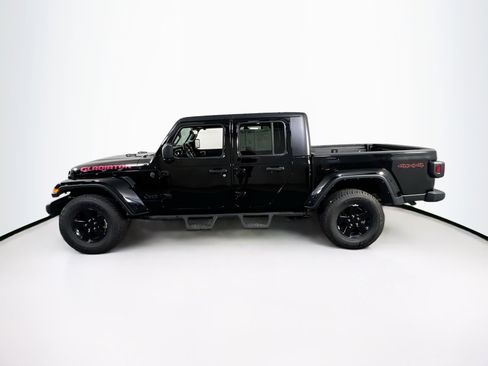 Used 2022 Jeep Gladiator Sport image 8