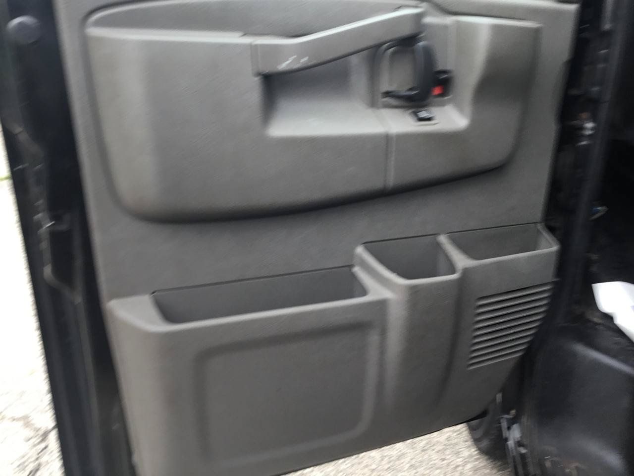 Used 2020 Chevrolet Express 2500 w/ Communications Package RWD image 12