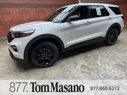 Certified 2022 Ford Explorer ST-Line w/ Class IV Trailer Tow Package