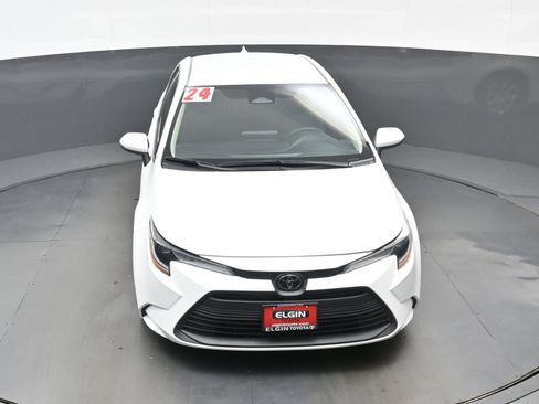 Used 2024 Toyota Corolla LE FWD image 33