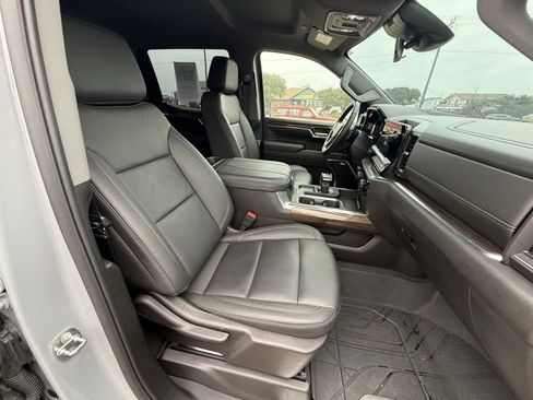 Used 2024 Chevrolet Silverado 1500 RST w/ Convenience Package II image 11