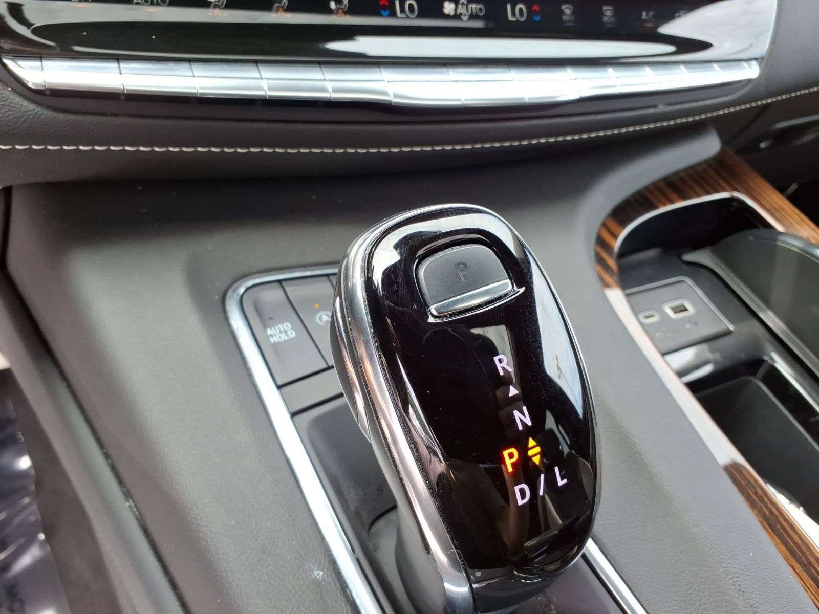 Certified 2023 Cadillac Escalade Premium Luxury w/ LPO, Floor Liner Package AWD/4WD image 35