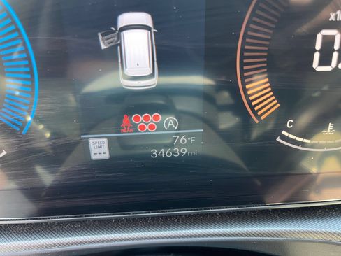 Used 2025 Hyundai Santa Fe SEL AWD/4WD image 42
