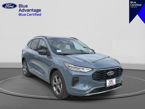 Used 2023 Ford Escape ST-Line w/ Tech Pack #1 FWD image 4