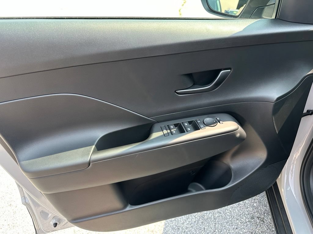 New 2027 Hyundai Kona SEL Sport AWD/4WD image 12