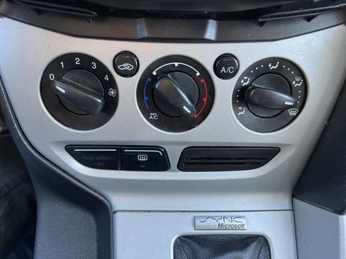 Used 2014 Ford Focus SE w/ Equipment Group 201A image 20