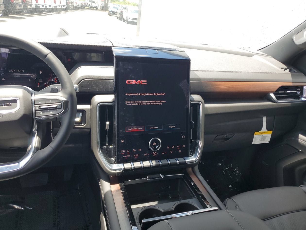 New 2026 GMC Yukon Denali RWD image 14