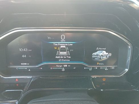 Used 2024 Chevrolet Silverado 1500 LT w/ Protection Package image 9