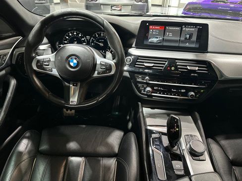 Used 2018 BMW 540i xDrive w/ M Sport Package AWD/4WD image 3