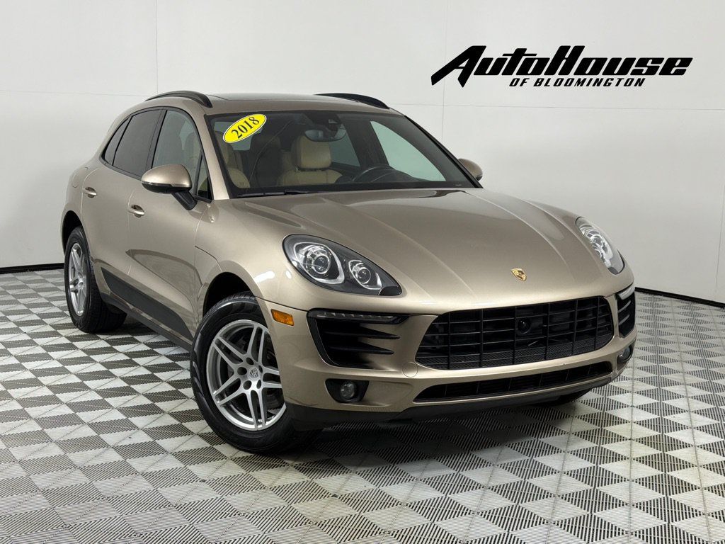 Used 2018 Porsche Macan AWD/4WD image 1