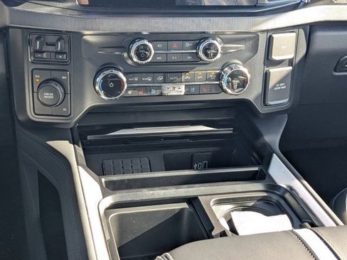 New 2026 Ford F450 Platinum w/ FX4 Off-Road Package image 17