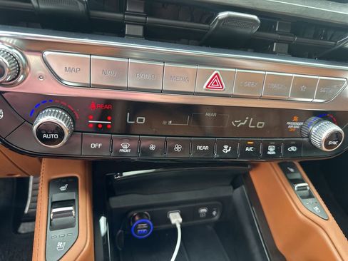 Certified 2025 Kia Telluride SX Prestige X-Pro AWD/4WD image 21