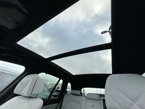 New 2026 BMW X5 xDrive40i w/ Climate Comfort Package image 39