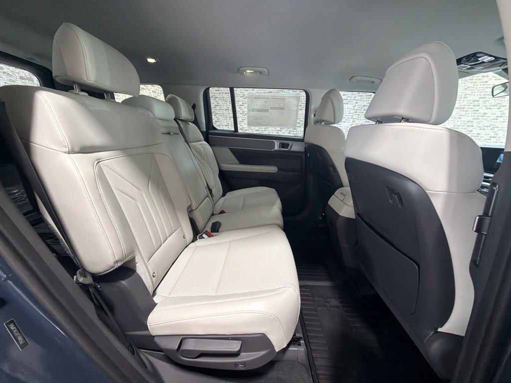 New 2026 Hyundai Santa Fe SEL FWD image 14