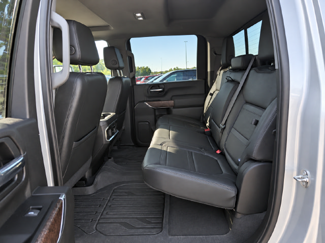 Used 2023 GMC Sierra 2500 Denali w/ Denali Ultimate Package AWD/4WD image 3