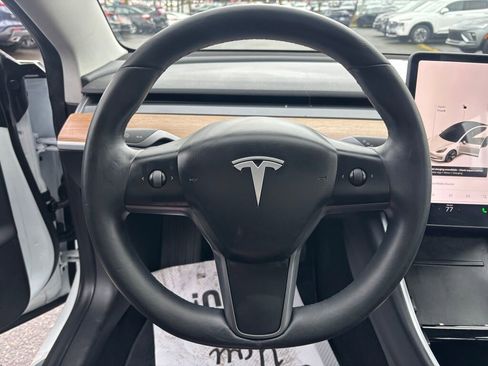 Used 2018 Tesla Model 3 Long Range image 19