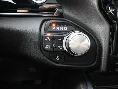 Used 2025 RAM 1500 Laramie w/ Night Edition AWD/4WD image 33