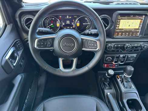 New 2023 Jeep Wrangler Unlimited Rubicon 4xe w/ Cold Weather Group AWD/4WD image 14