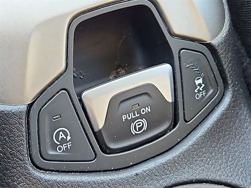 Used 2020 Jeep Compass Latitude w/ Popular Equipment Group image 21