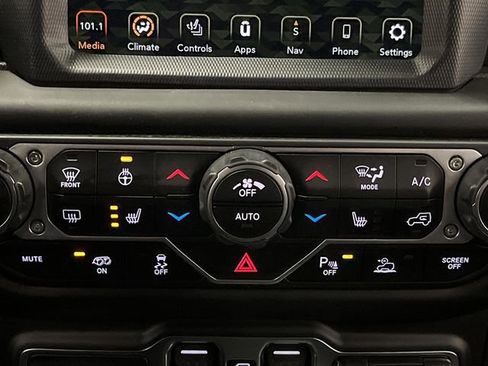 Certified 2021 Jeep Wrangler Unlimited Rubicon w/ Trailer Tow Package image 18