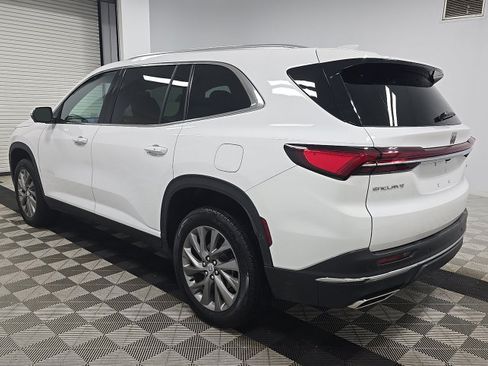 Used 2026 Buick Enclave Preferred FWD image 3