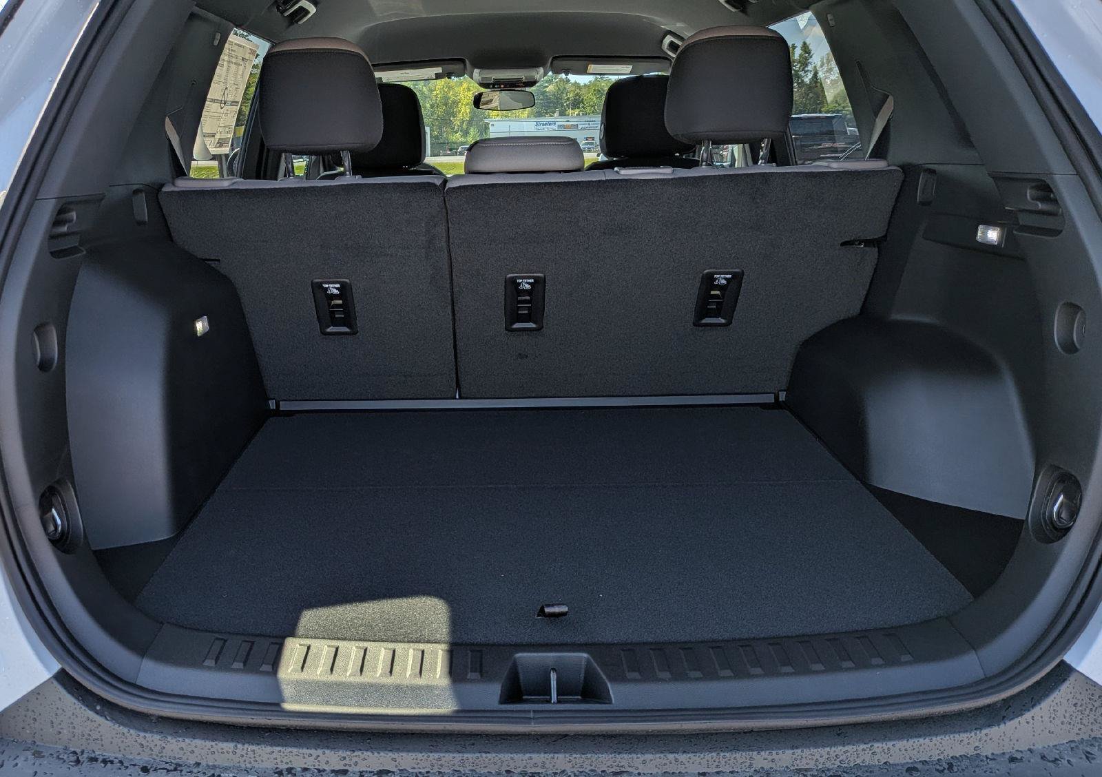 New 2027 GMC Terrain Elevation AWD/4WD image 10