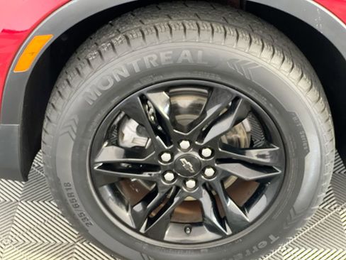 Used 2021 Chevrolet Blazer LT w/ Midnight/Sport Edition FWD image 11