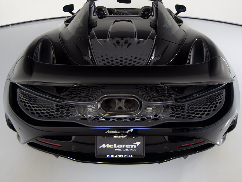 Used 2024 McLaren 750S Spider RWD image 42