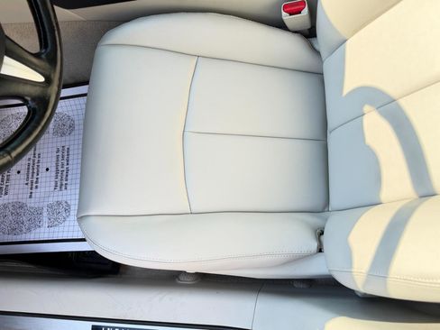 Used 2014 INFINITI Q50 AWD w/ Moonroof Package image 13