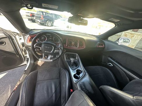 Used 2016 Dodge Challenger SRT w/ Technology Group RWD image 12