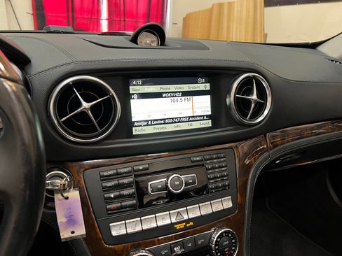 Used 2013 Mercedes-Benz SL 550 ROADSTER image 29