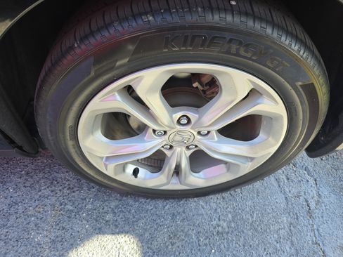 Certified 2023 Honda Accord LX image 7