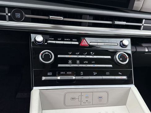 New 2026 Hyundai Santa Fe SE image 17