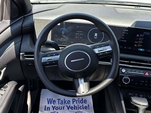 Used 2026 Hyundai Santa Cruz SEL AWD/4WD image 14
