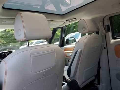 New 2025 Volkswagen ID. Buzz Pro S Plus image 12