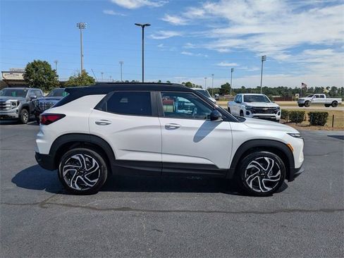 New 2026 Chevrolet TrailBlazer RS image 2