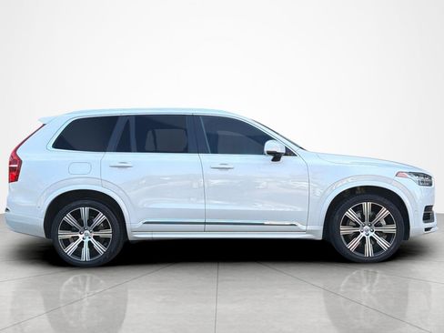 Used 2024 Volvo XC90 T8 Plus w/ Protection Package Premier AWD/4WD image 6