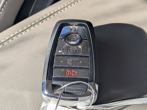 New 2025 Lincoln Corsair FWD w/ Equipment Group 101A image 34