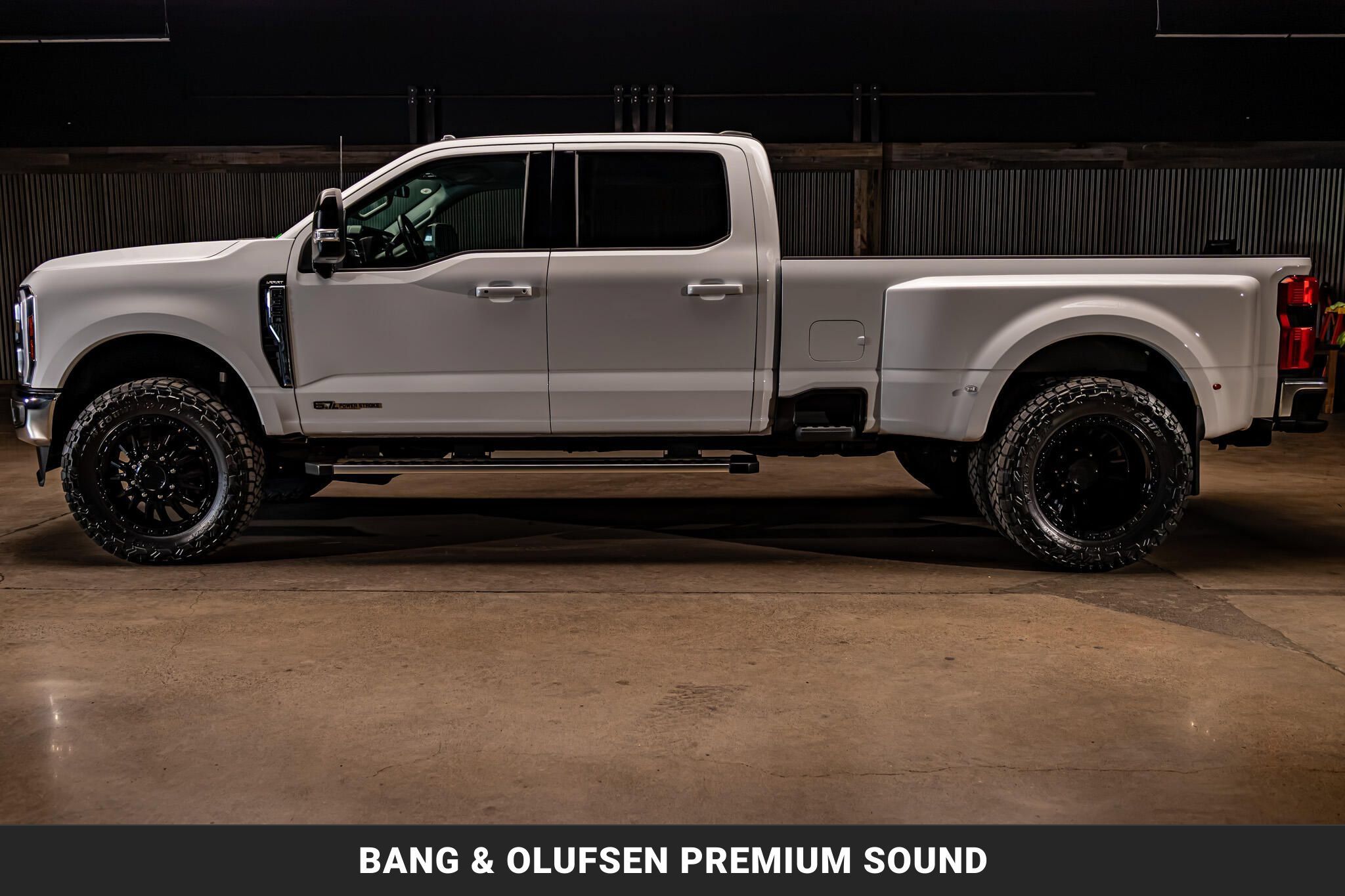 Used 2026 Ford F350 Lariat AWD/4WD image 6