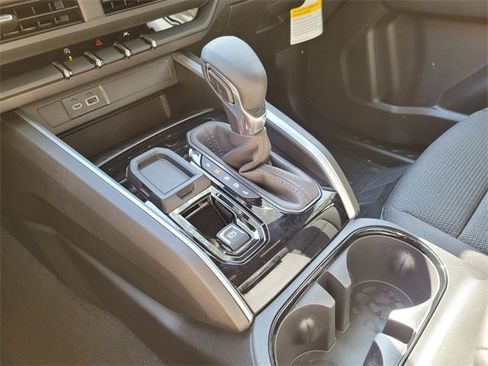 New 2025 Chevrolet Colorado LT image 19