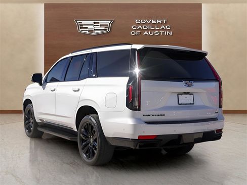 Certified 2023 Cadillac Escalade Sport image 3