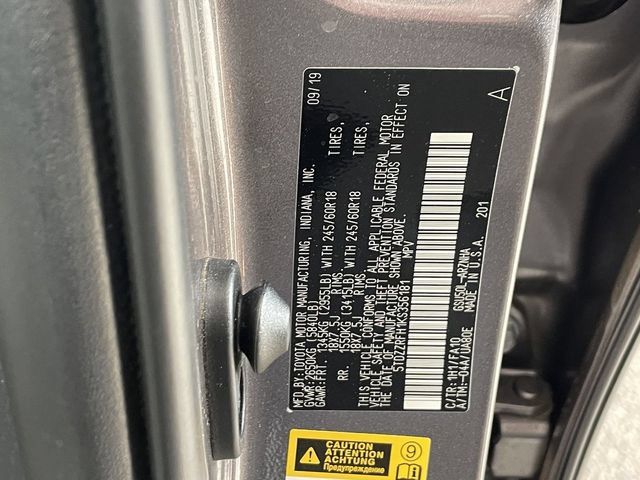 Certified 2019 Toyota Highlander Plus FWD image 39