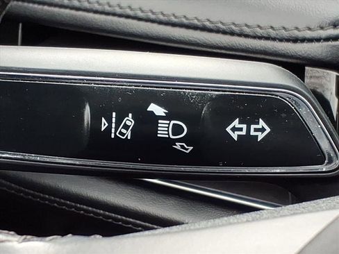 Used 2022 Lincoln Nautilus Reserve image 21