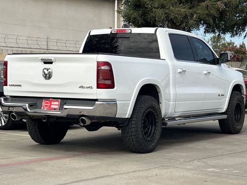 Used 2020 RAM 1500 Laramie AWD/4WD image 3