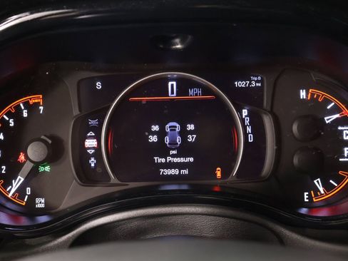Used 2023 Dodge Durango SXT Launch Edition RWD image 4