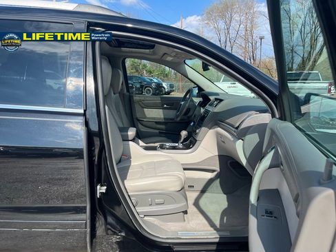 Used 2017 GMC Acadia Limited SLT image 39